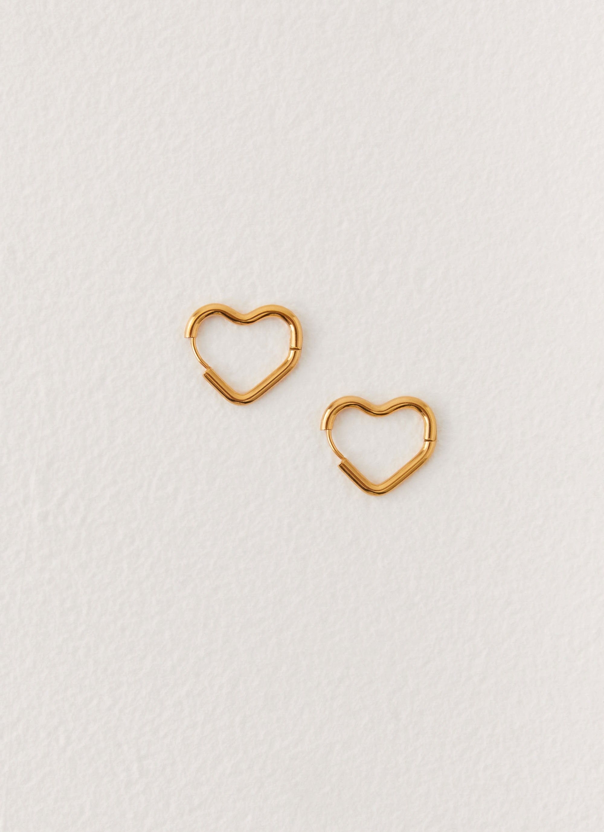 Myles Heart Earrings - Gold