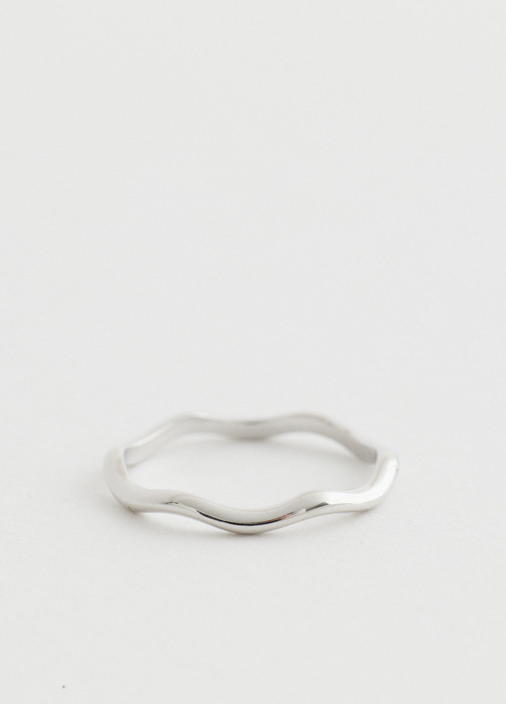 Slim Wave Ring
