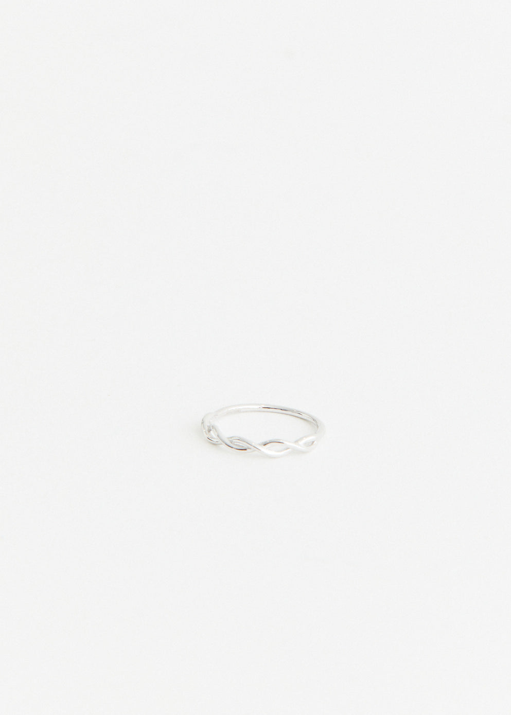 Slim Twist Ring