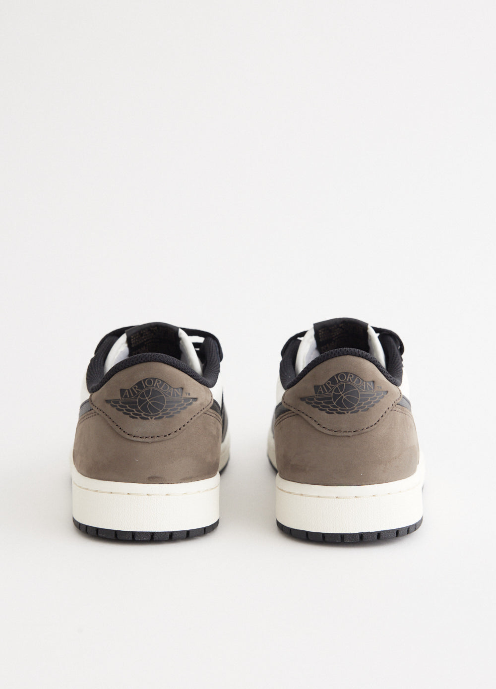 Air Jordan 1 Retro Low OG 'Mocha' Sneakers