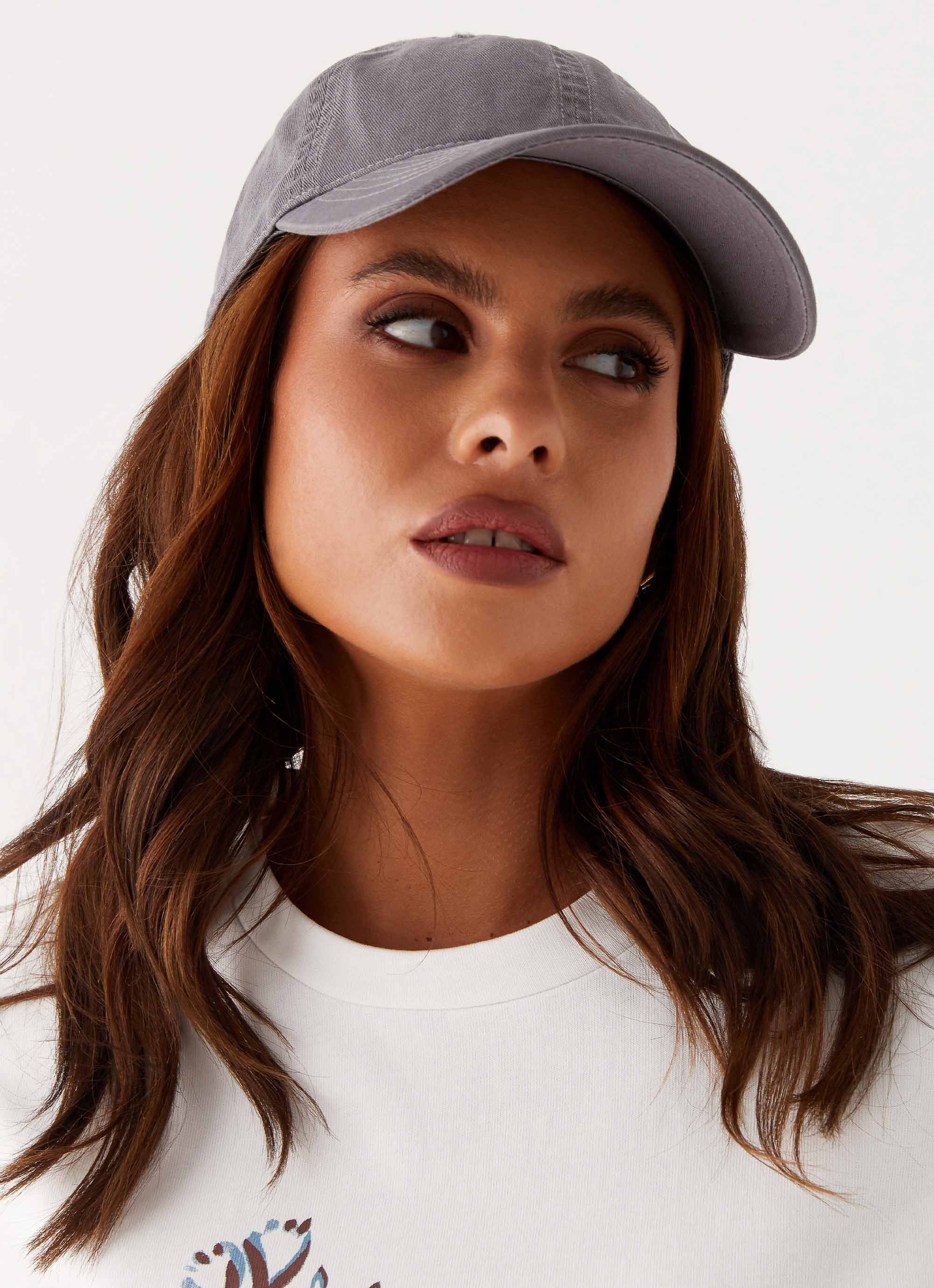 Off-Duty Baseball Cap - Grey