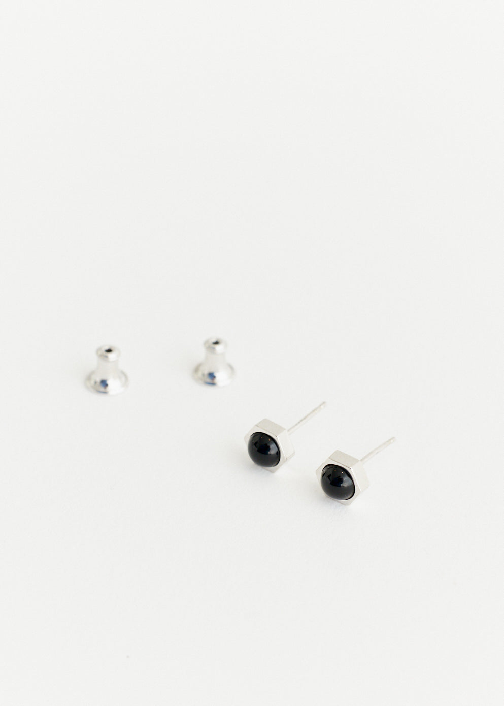 Crown Onyx Stud Earrings