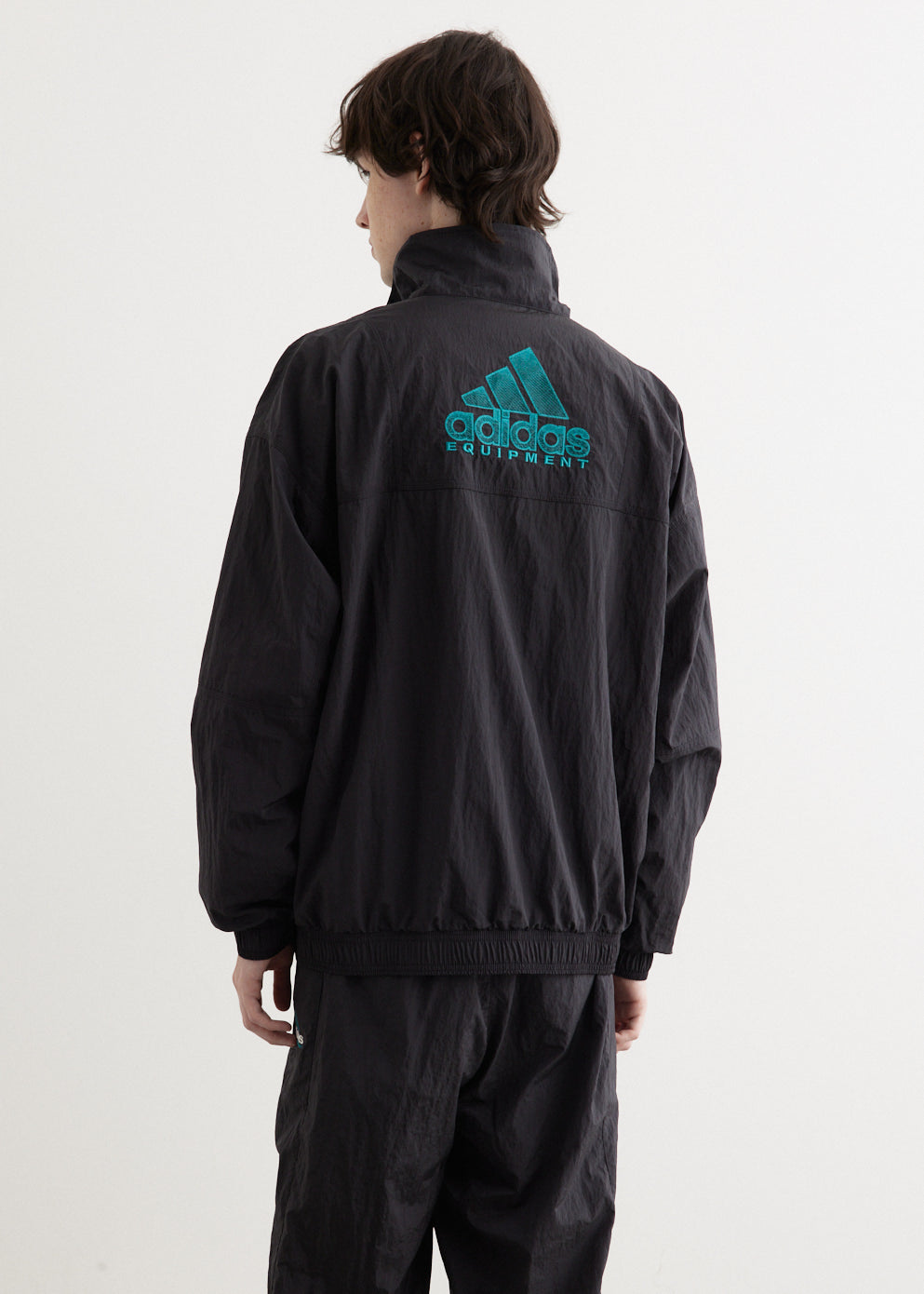 Equipment Track Top