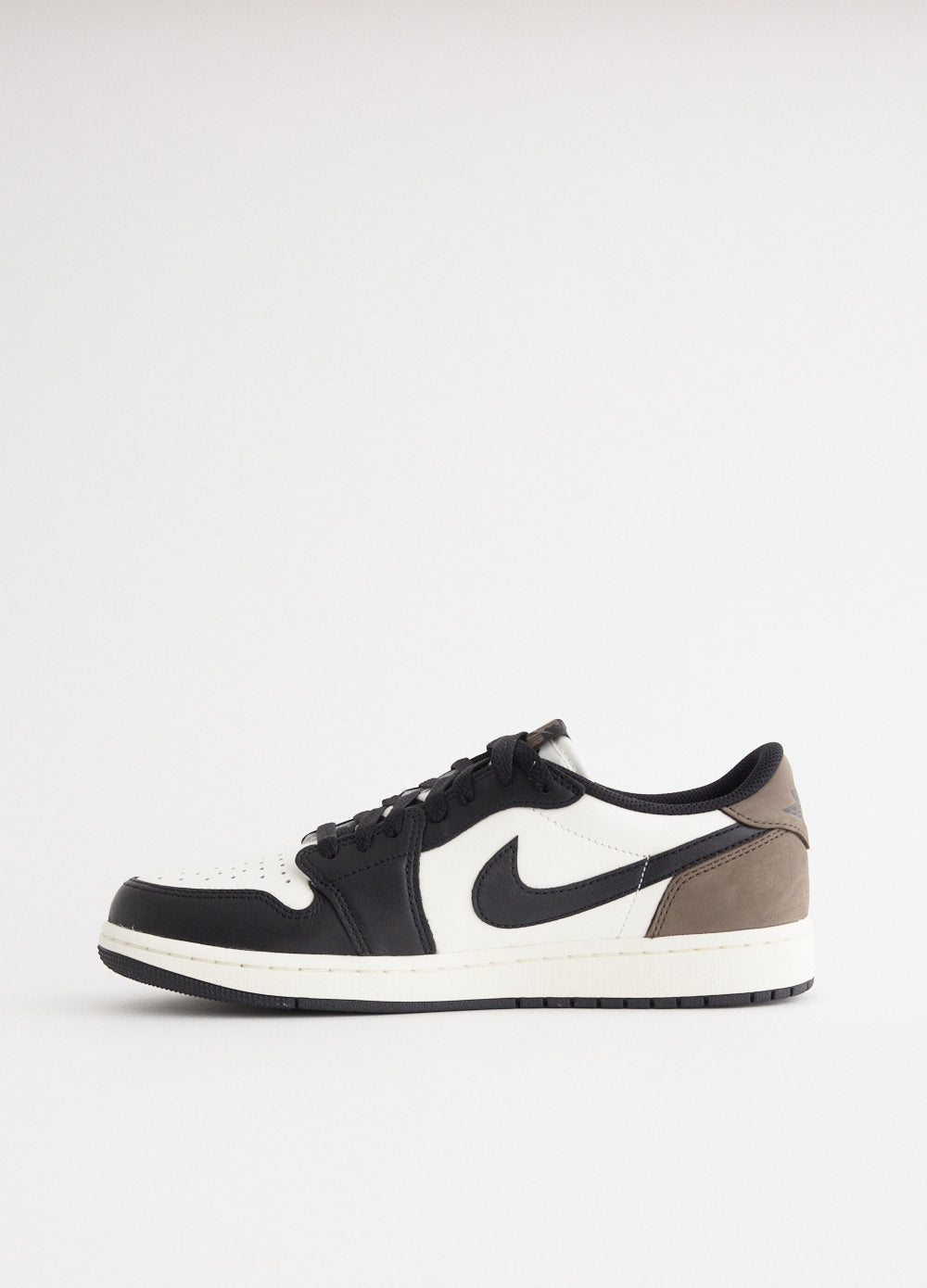 Air Jordan 1 Retro Low OG 'Mocha' Sneakers