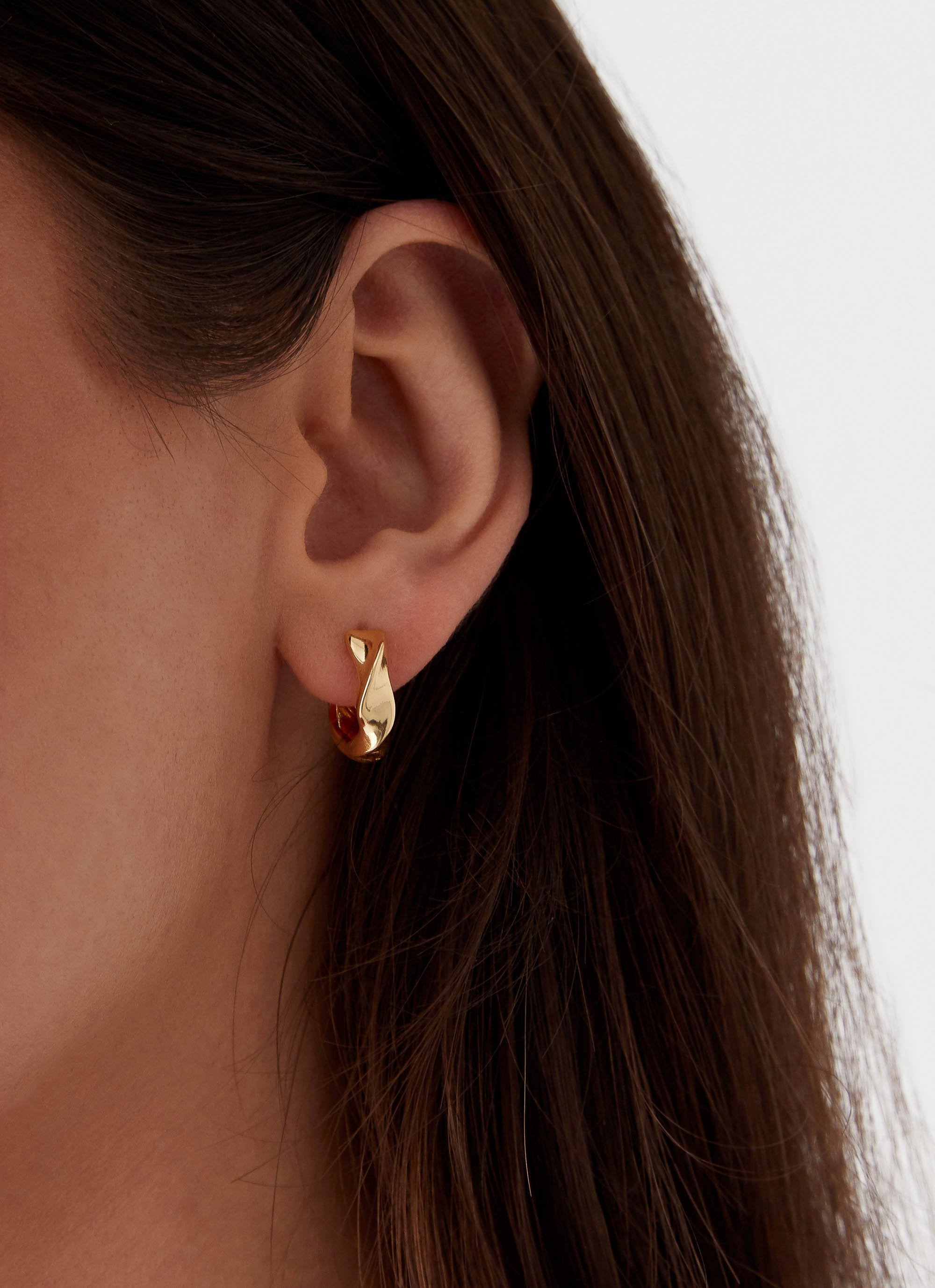 Jacquie Hoop Earrings - Gold